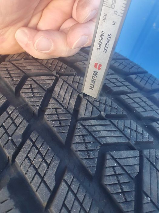 Koła z oponami zimowymi BMW X7 285/45 R21 113V polski salon