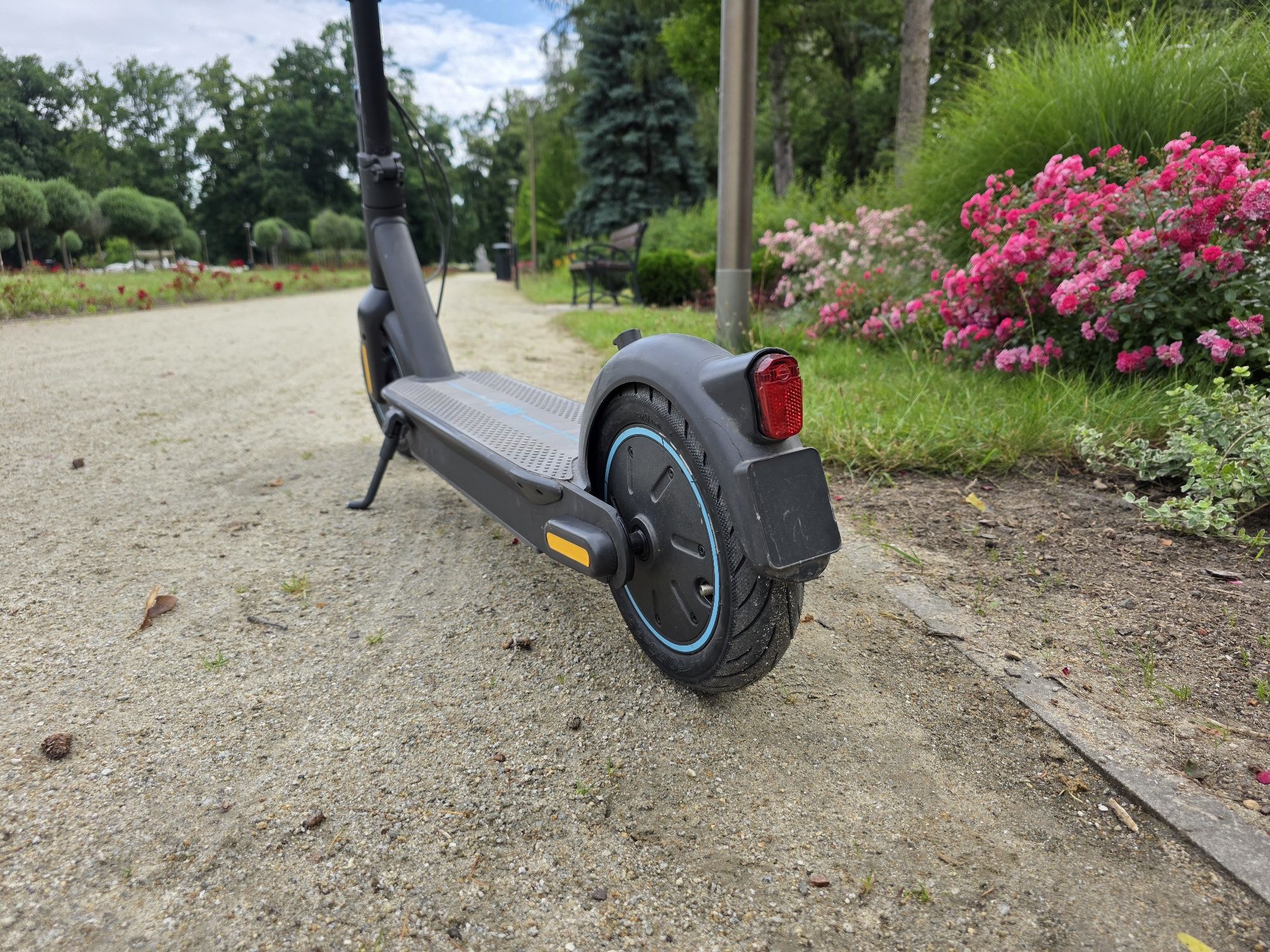 Hulajnoga Elektryczna Segway Ninebot MAX G30D II