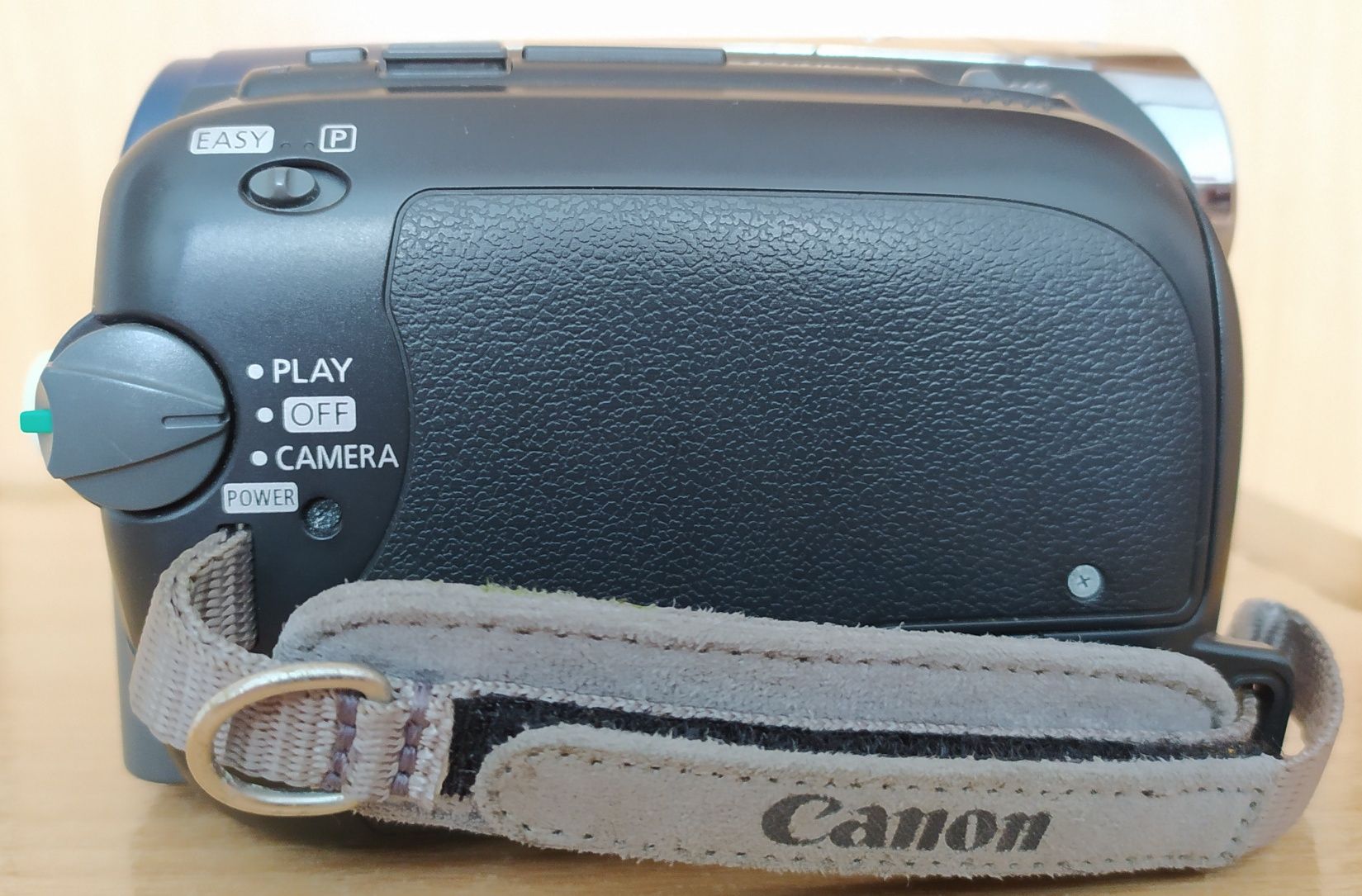 Відеокамера Canon MD205