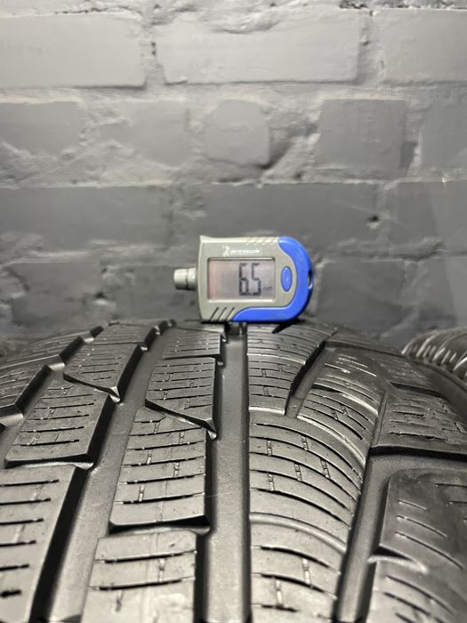 4шт 235/50 R19 Pirelli Sottozero Winter 240 serie2