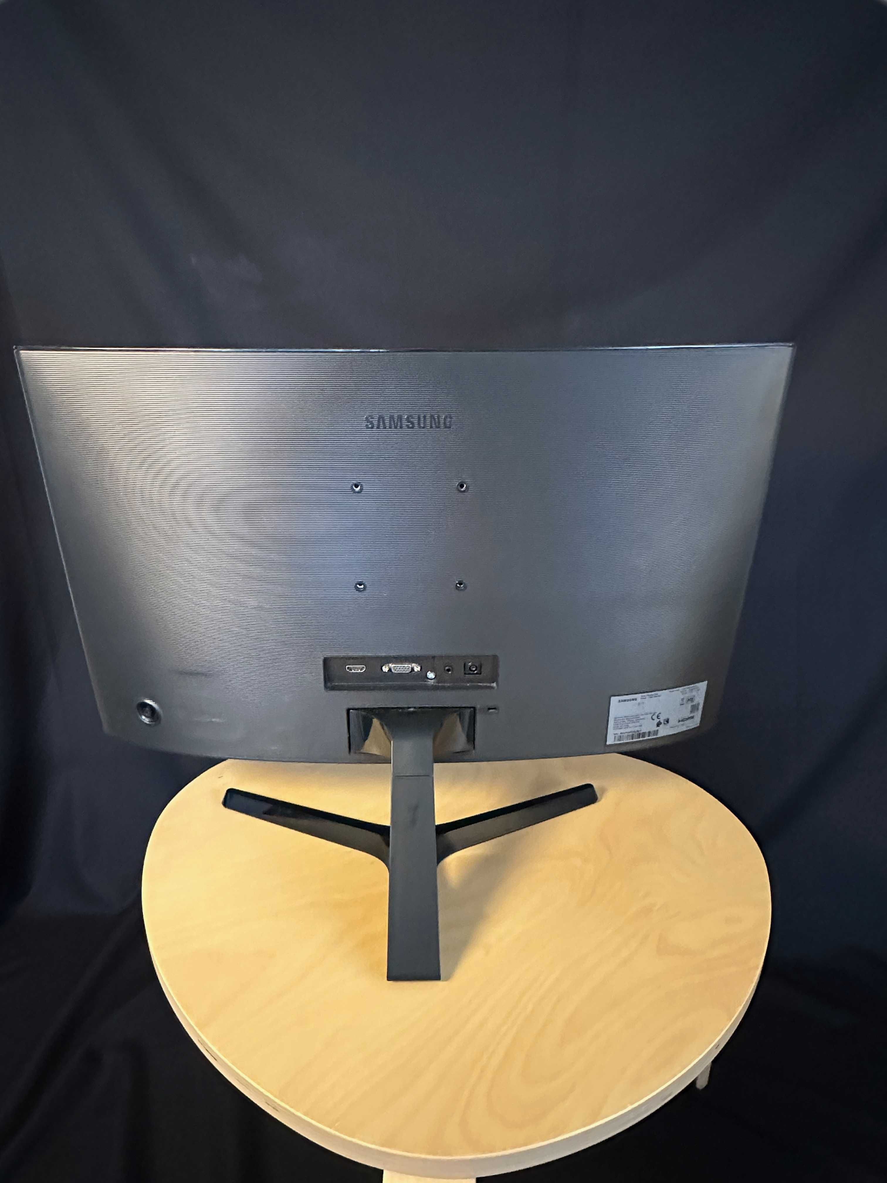 Monitor Samsung C24F396FHU – Zakrzywiony ekran 24”