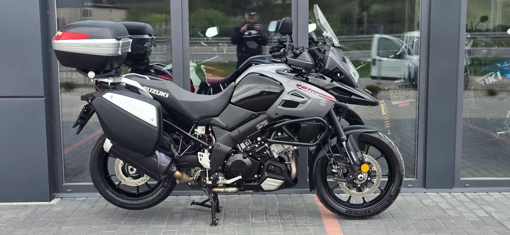 Suzuki DL Suzuki DL 1000 V-Strom Książka serwisowa 1-właściciel 3 kufry Navigacj