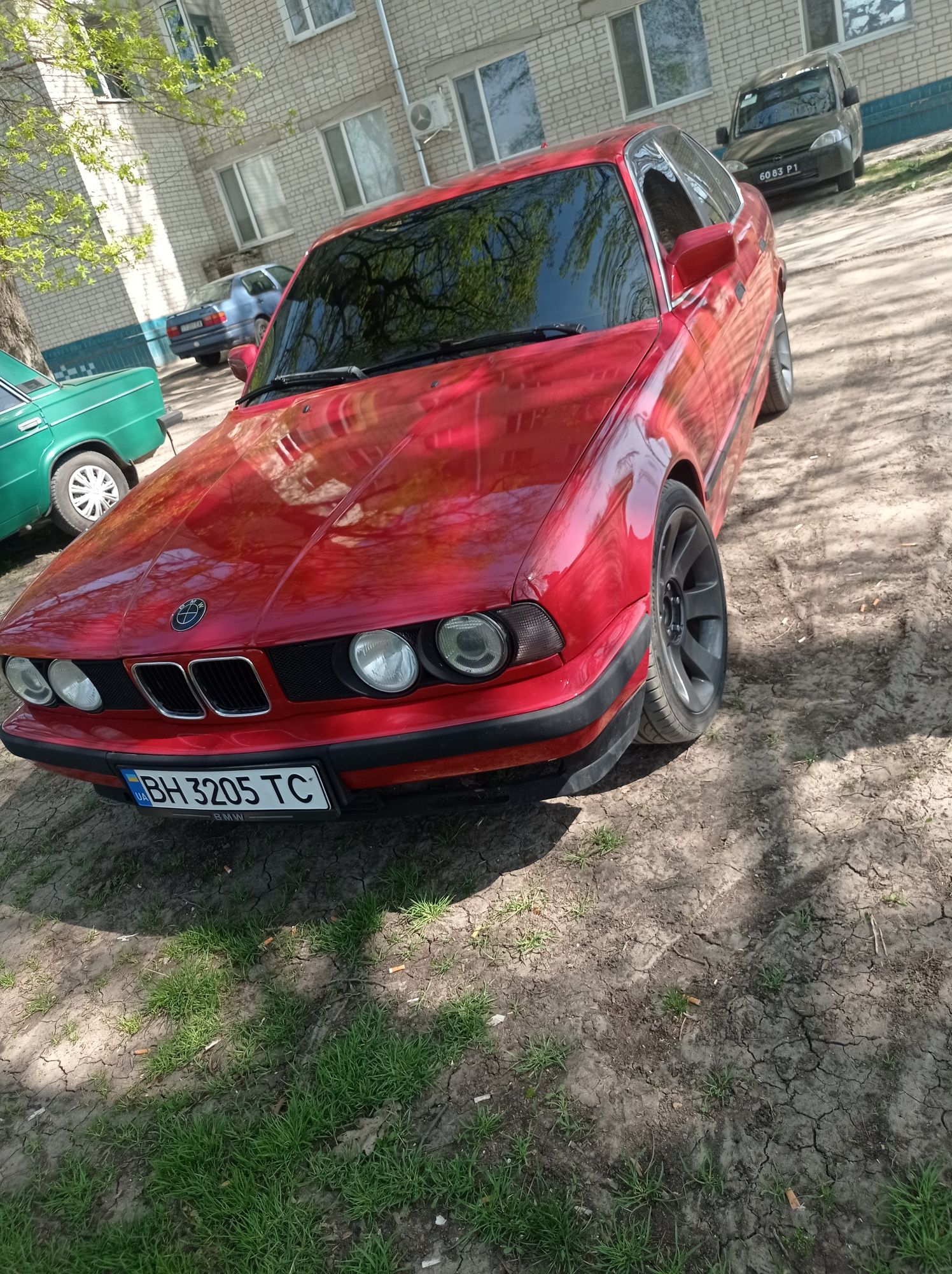 Продам BMW е34 2,5 бензин