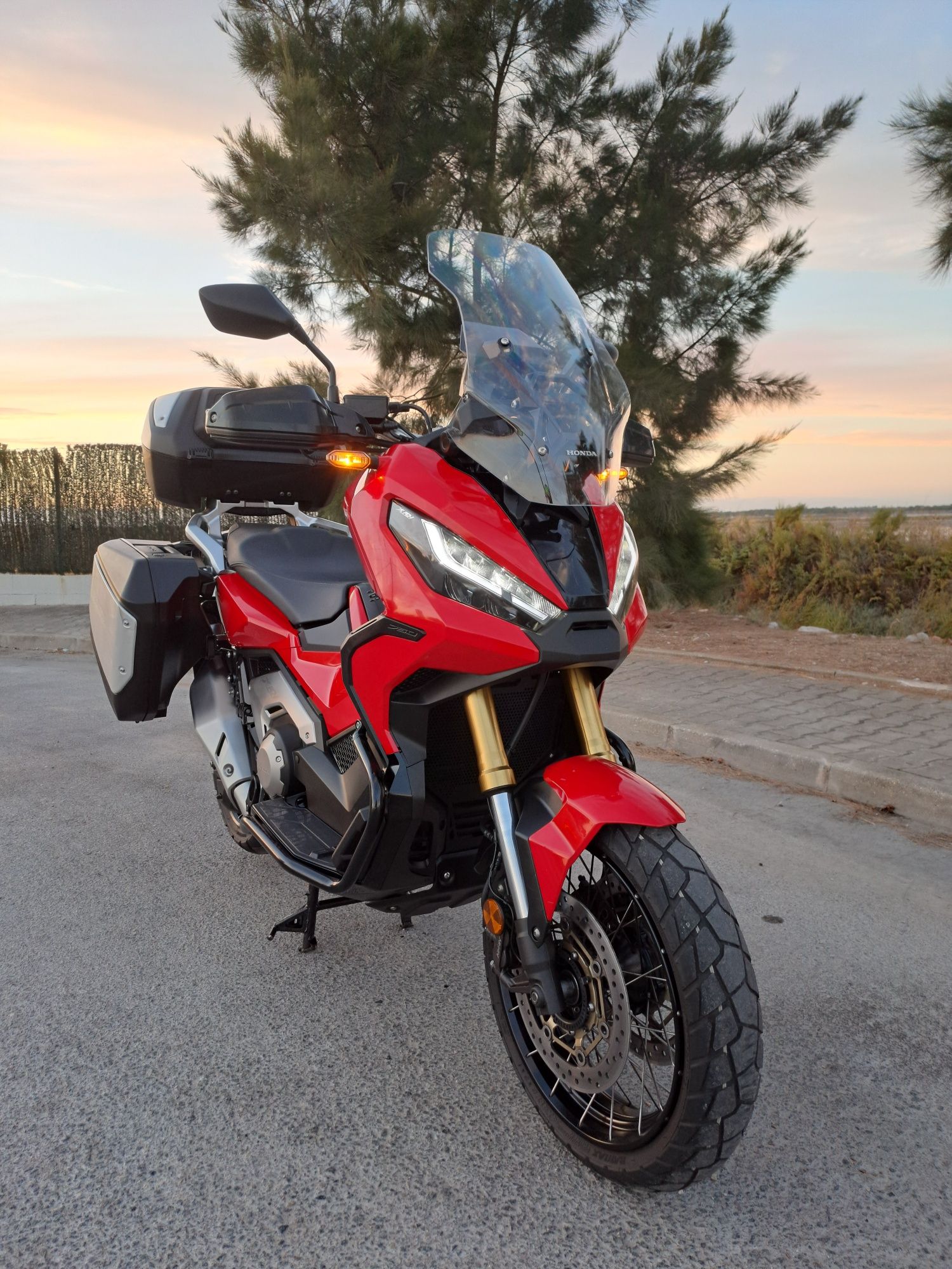 Honda X-ADV 750cc