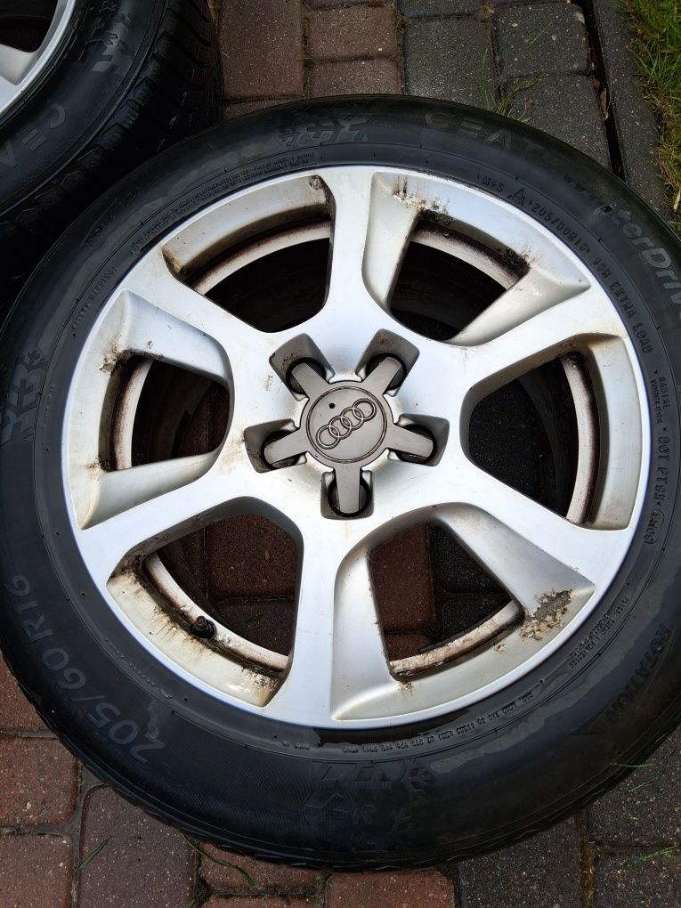 Alufelgi 16 od audi a4 b8