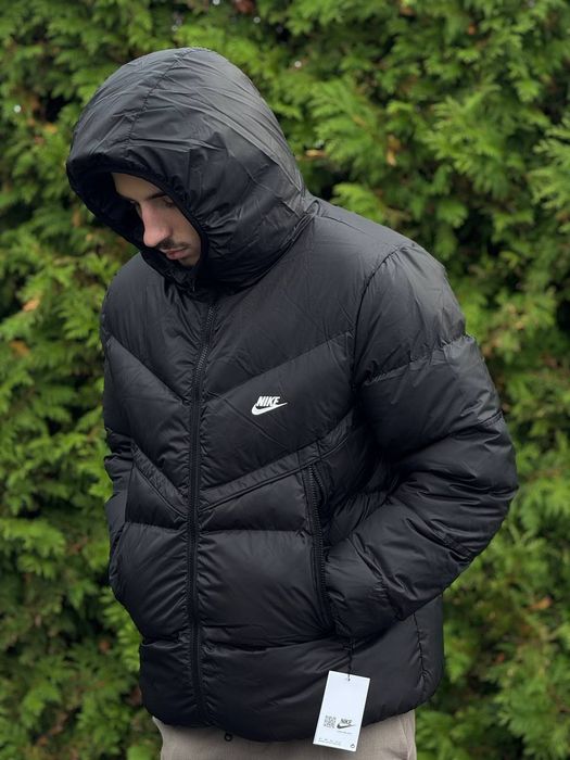 Куртка/Пуховик на зиму Nike Storm Fit