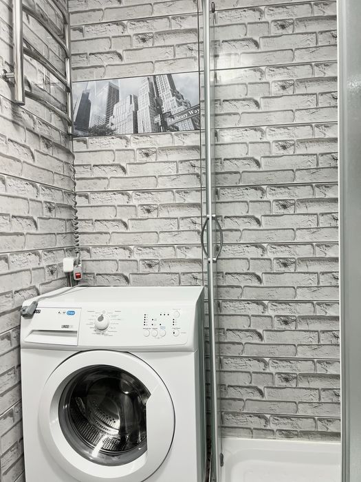 Здам 1 к кв метро Нивки, Берестейська, Сирець, Посольство США