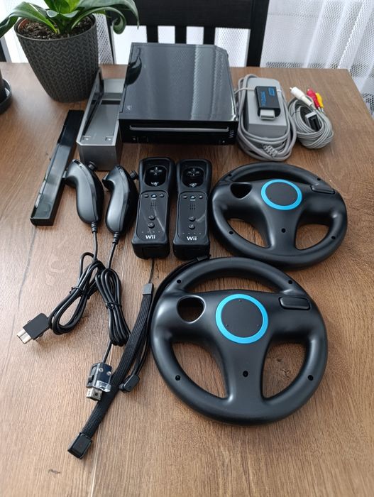 Konsola Nintendo Wii+ 80 gier