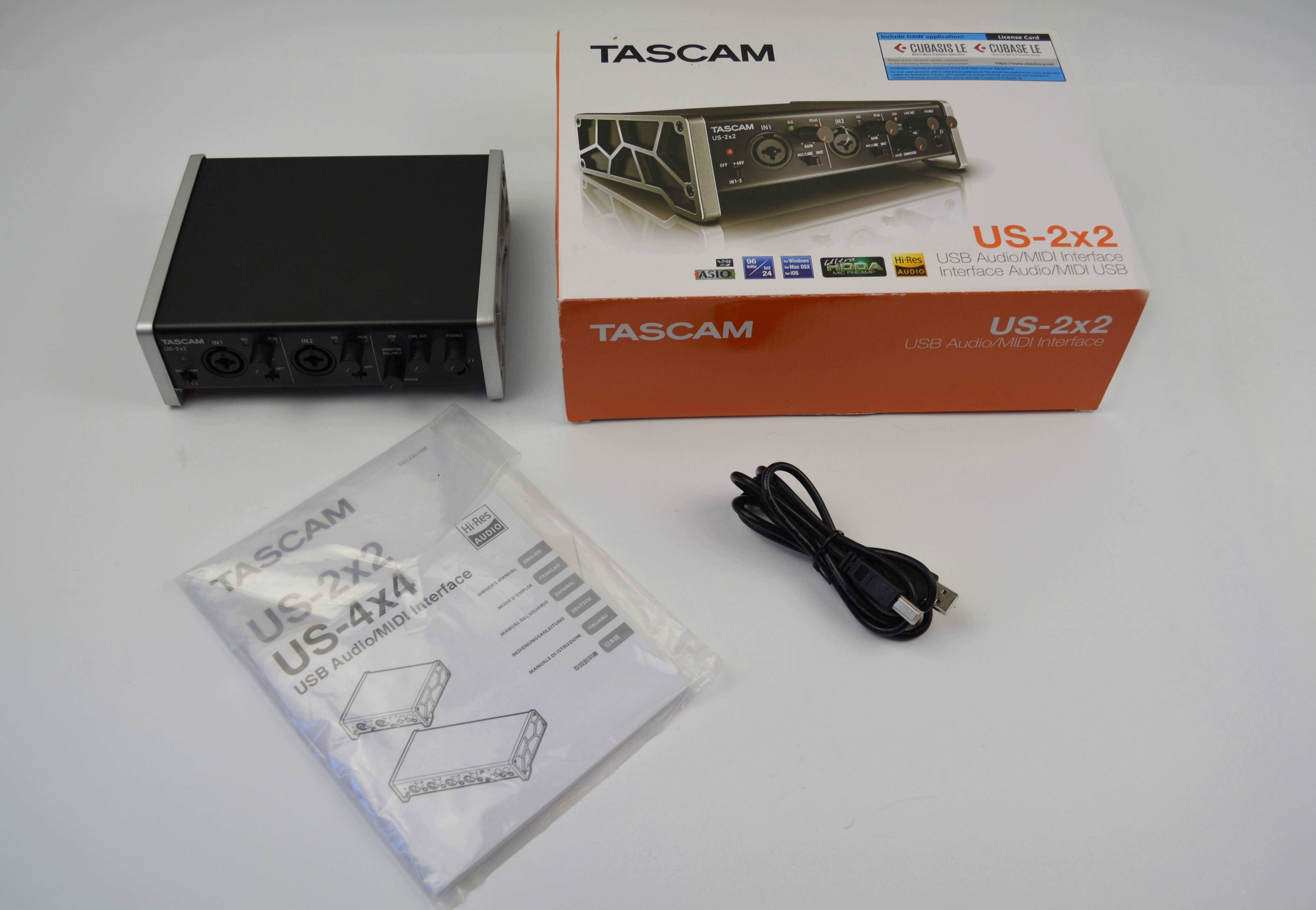 Звуковая карта Tascam US-2x2 аудиоинтерфейс