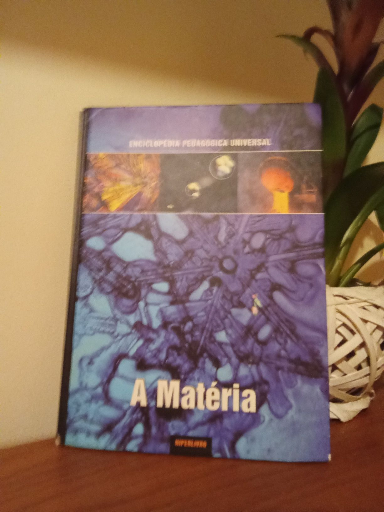 Títulos variados