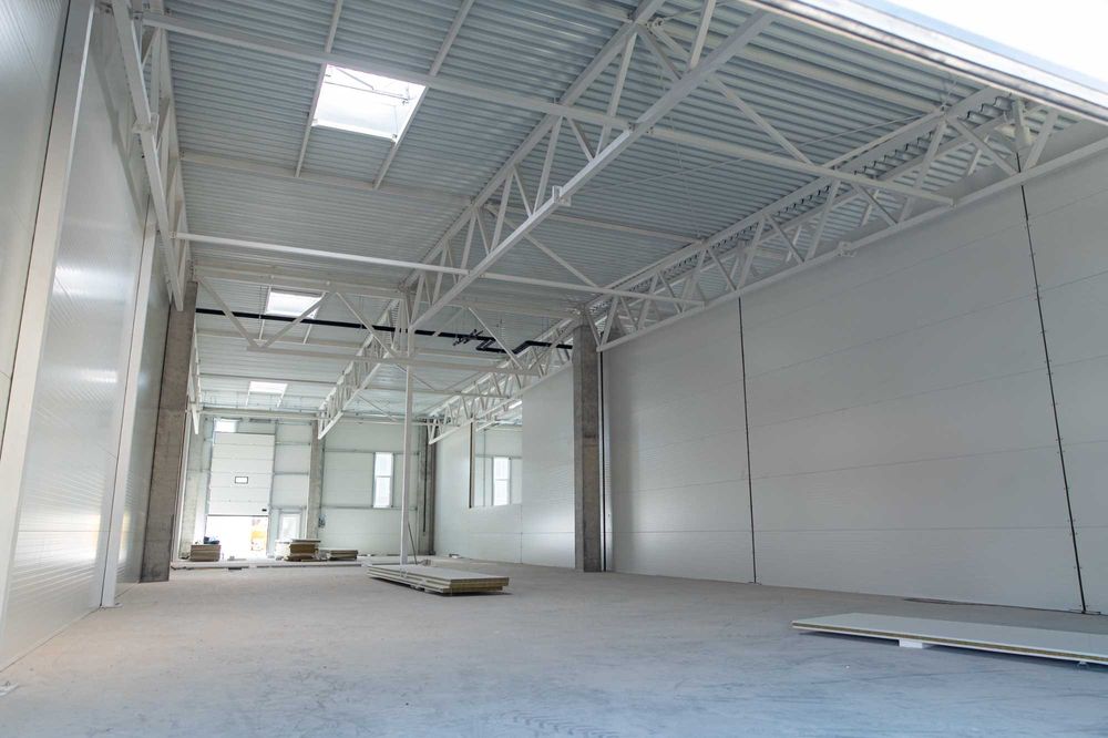 Оренда готового складу 256 м². PERETYN біля Галицького Перехрестя.