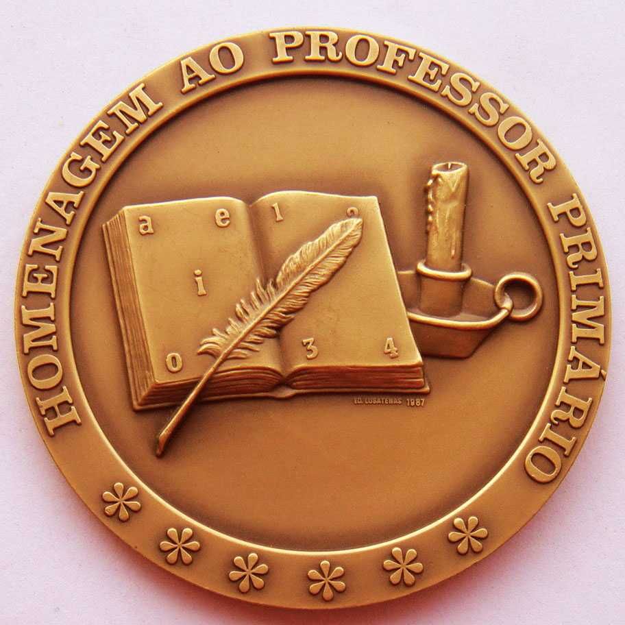 Medalha de Bronze Educação Homenagem ao Professor Primário