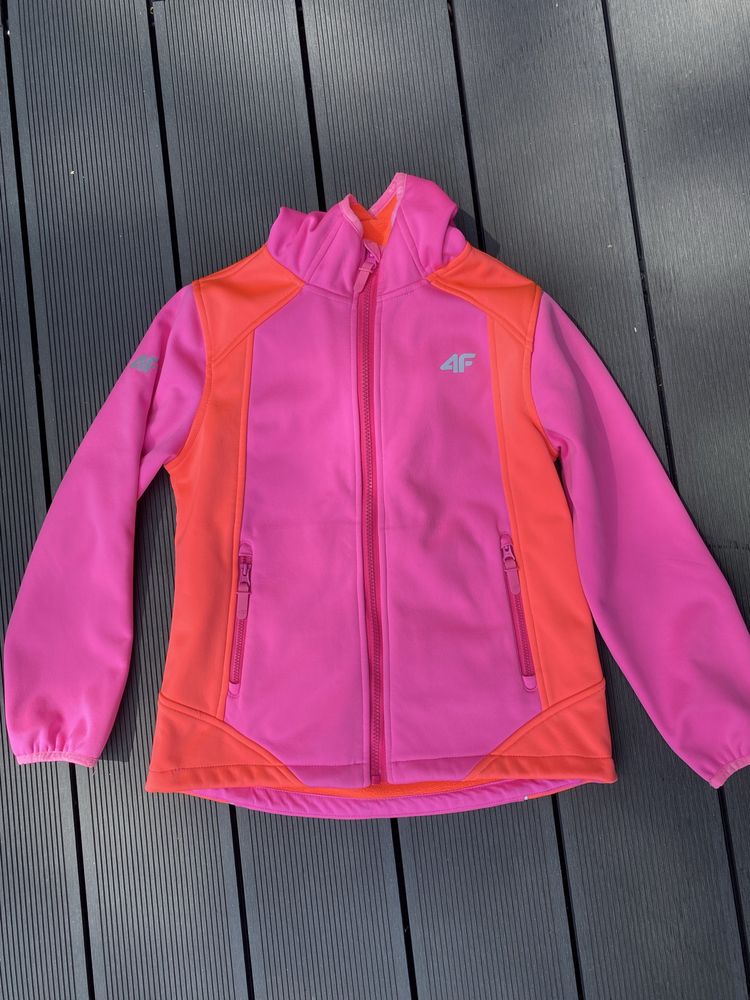 Kurtka softshell 4f dziewczynka 146