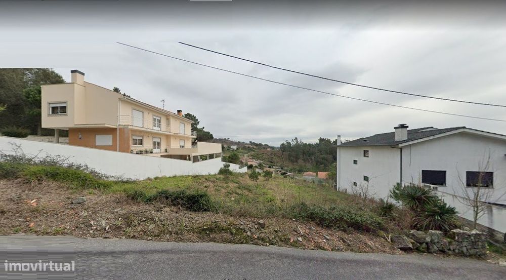 Terreno em Vila Nova de Anha