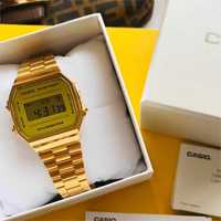 Złoty zegarek Casio