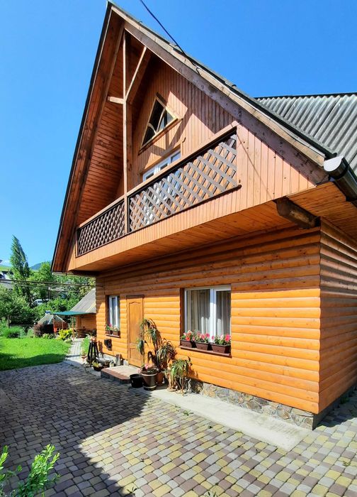 Котедж будинок "Біля річки"