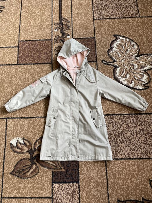 Плащ на дівчинку Bembi р.122, стан нового