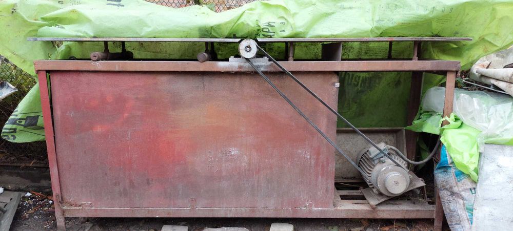 Деревообробний станок