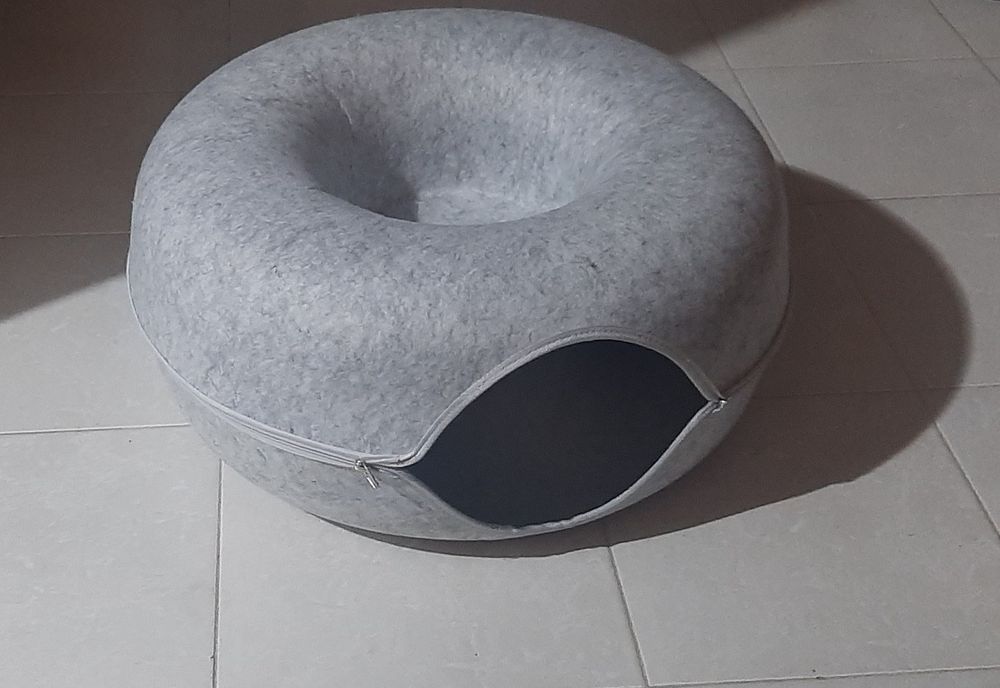 Legowisko dla kota marki Kitty donut, tunel. Nowy z metką