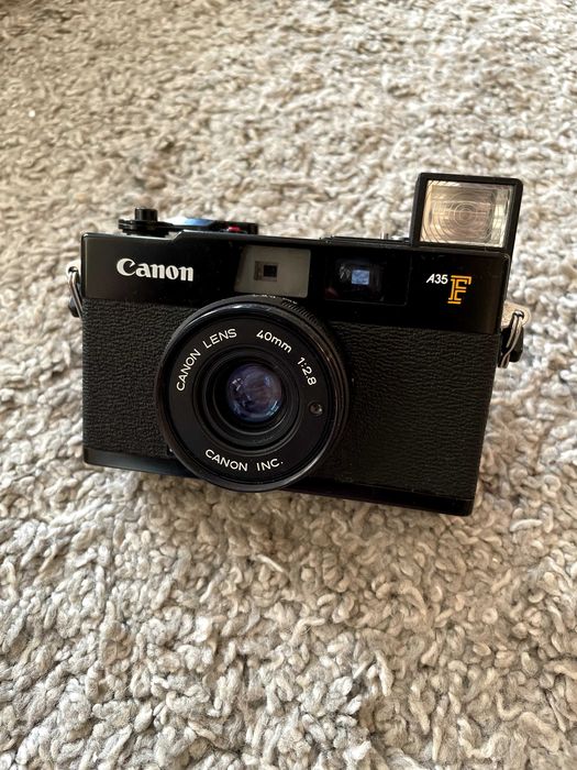 Canon A35F повністю робоча плівкова камера в чудовому стані