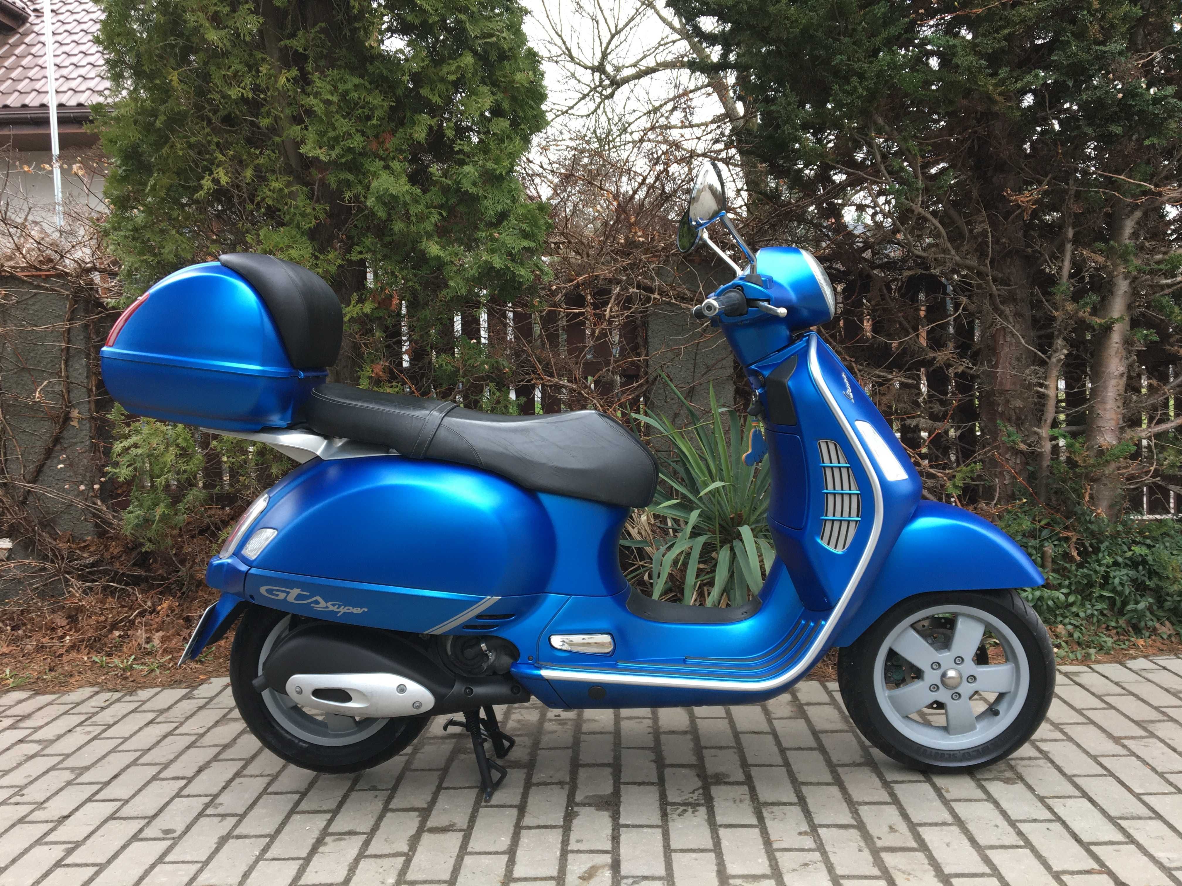 Piaggio Vespa GTS 200/125 Kultowy Model JAKI KOLOR !!  250/125