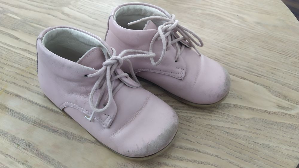 Trzewiki Emel, roczki