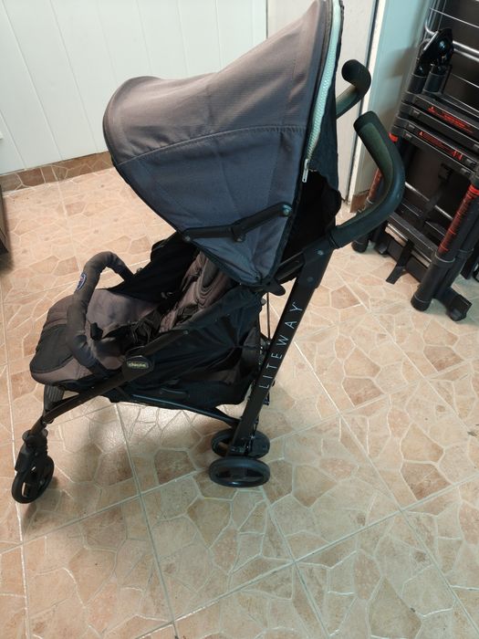 Carrinho de Bebê Chicco Lite Way 4