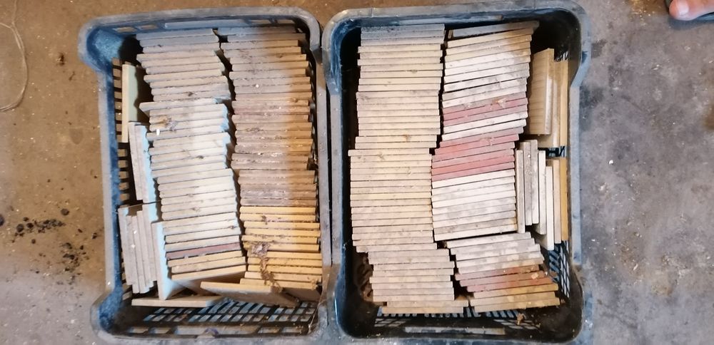 Starodawne płytki ceramiczne 10x10 (ok. 400szt)