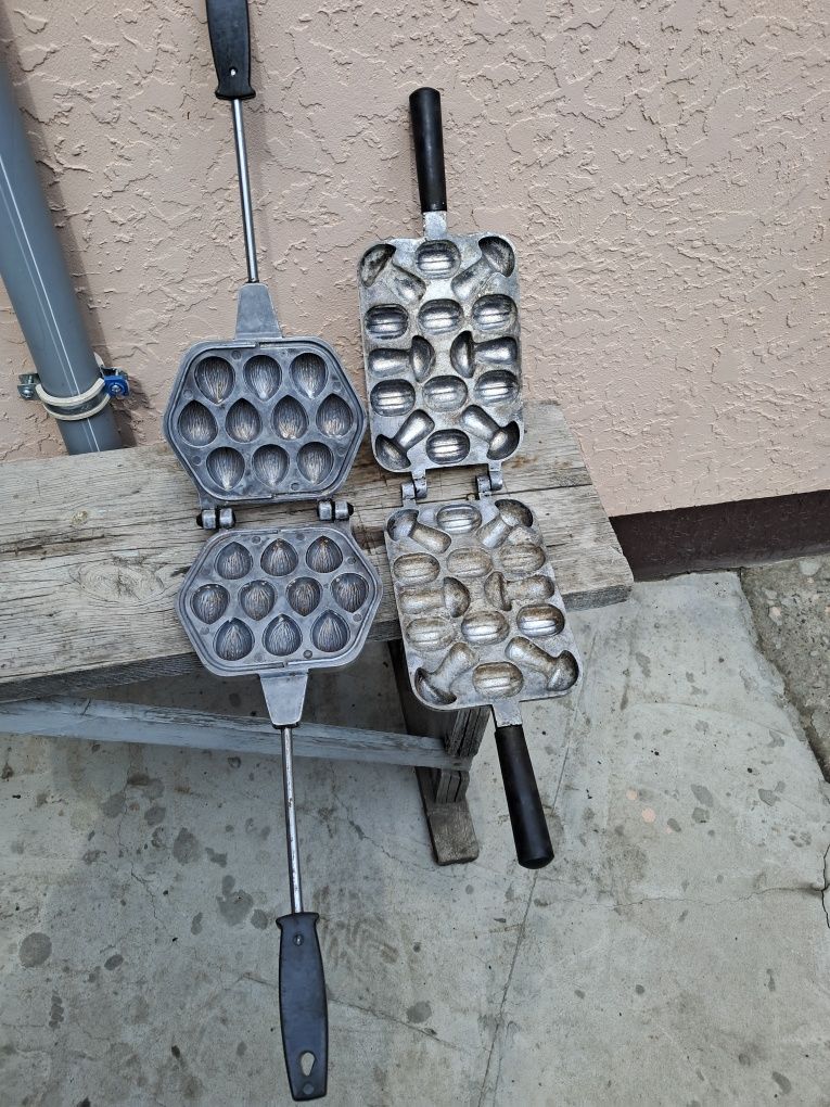 Форми для горішків