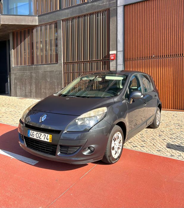 Renault Scenic 1.5 DCI 2011