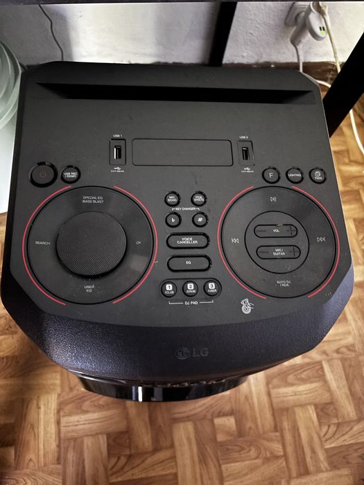 Para venda coluna LG nova tem uma hora de uso