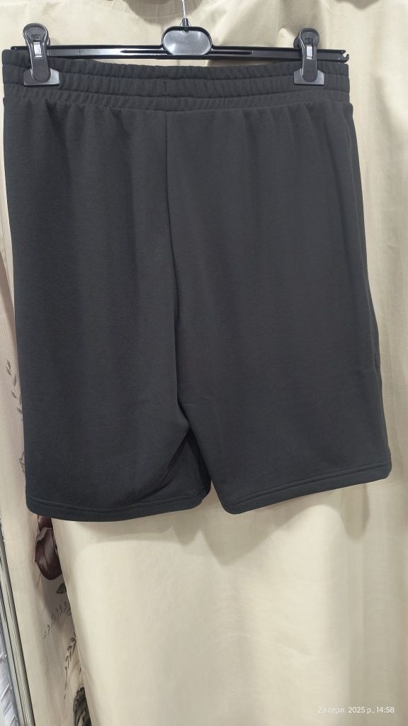 ОРИГІНАЛ шорти PUMA ESS Shorts 682594 01 спорт демісезоні чорні оріг