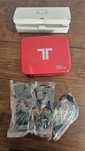 Box para fones Tritton