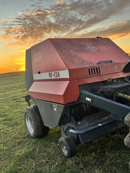 Prasa Vicon RF-124 walcowa