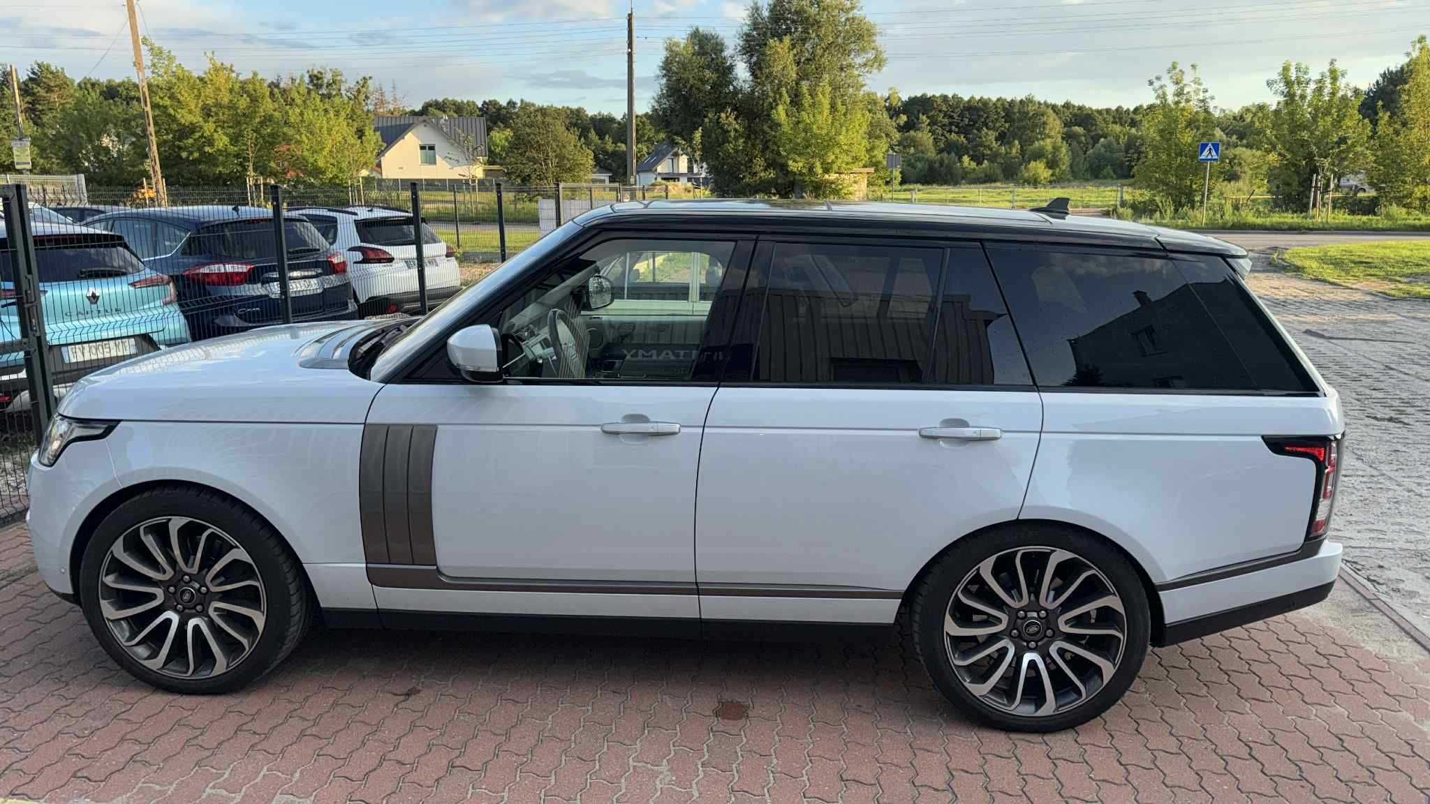RANGE ROVER 4.4 V8 SDV8 Aurobiography – definicja luksusu i klasy.