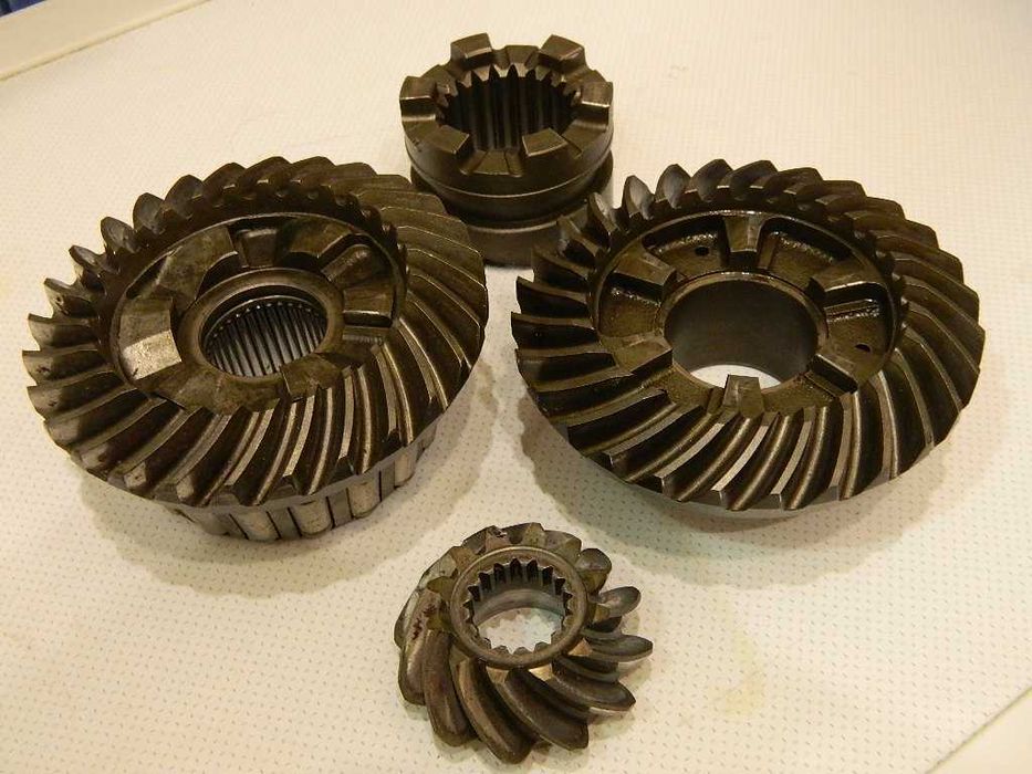 шестерни лодочного мотора Suzuki 25 cузуки 25 Mercury 90 меркури 90