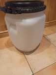 Sprzedam beczki plastikowe 20l