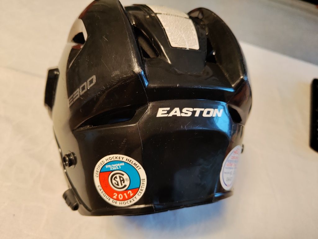 Kask hokejowy Easton E300 rozm. M