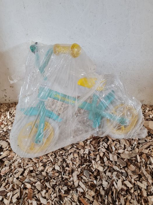 Nowy rowerek biegowy Milly Mally turkusowo - żółty