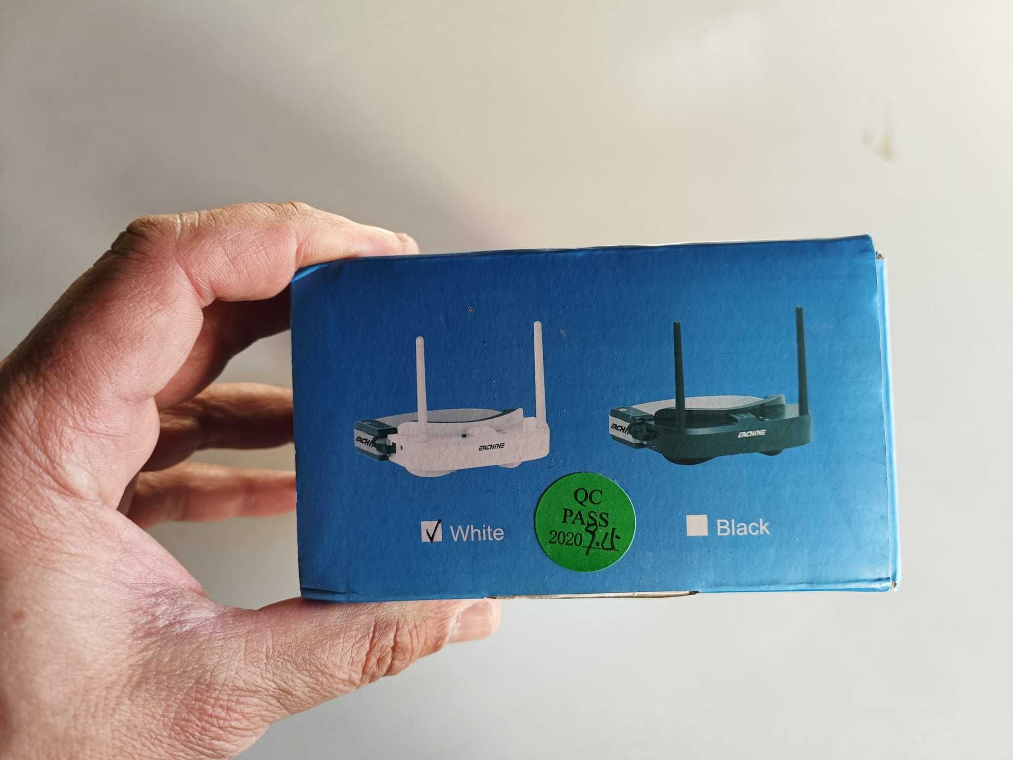 Óculos Eachine EV100