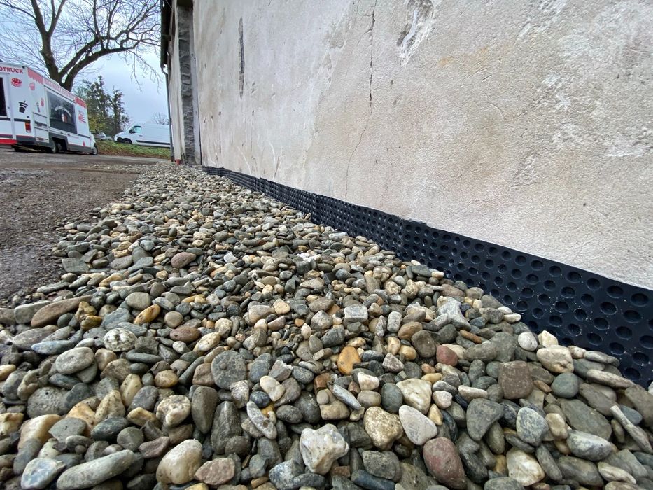 Drenaż budynków Odwodnienia dzialek / Odprowadzenie wody z rynien