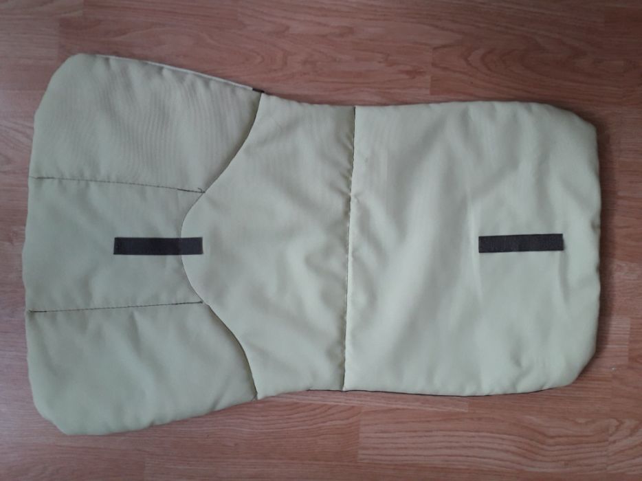 Wyściółka wkładka materacyk do głębokiego wózka dł. 67 x44cm