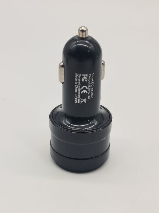 Adaptador USB duplo para carro