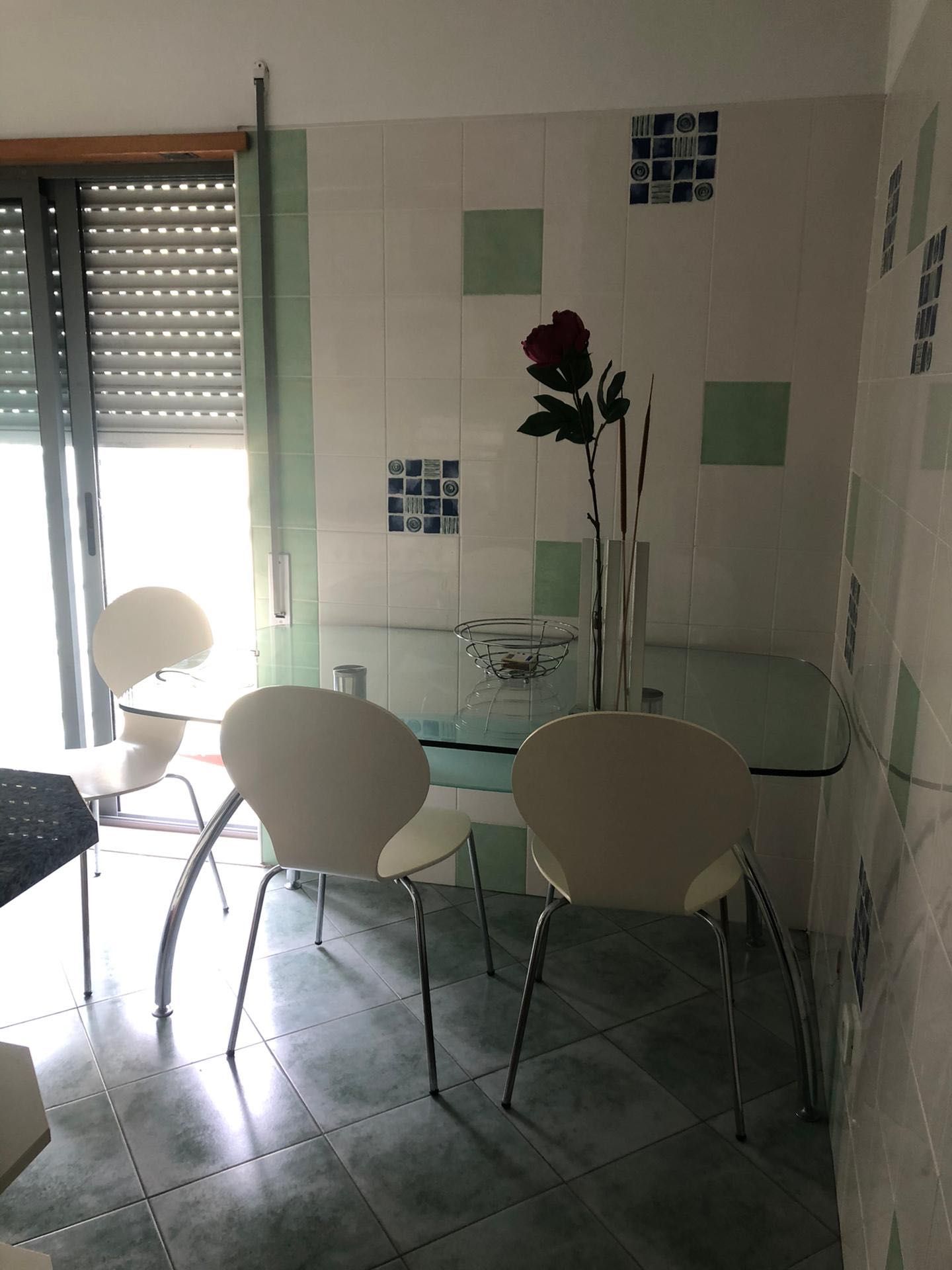 Mesa de cozinha/sala