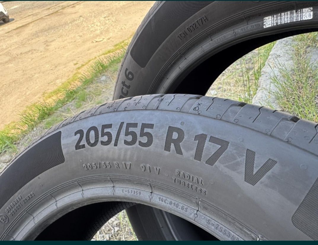 Літні шини Continental 205/55 R17