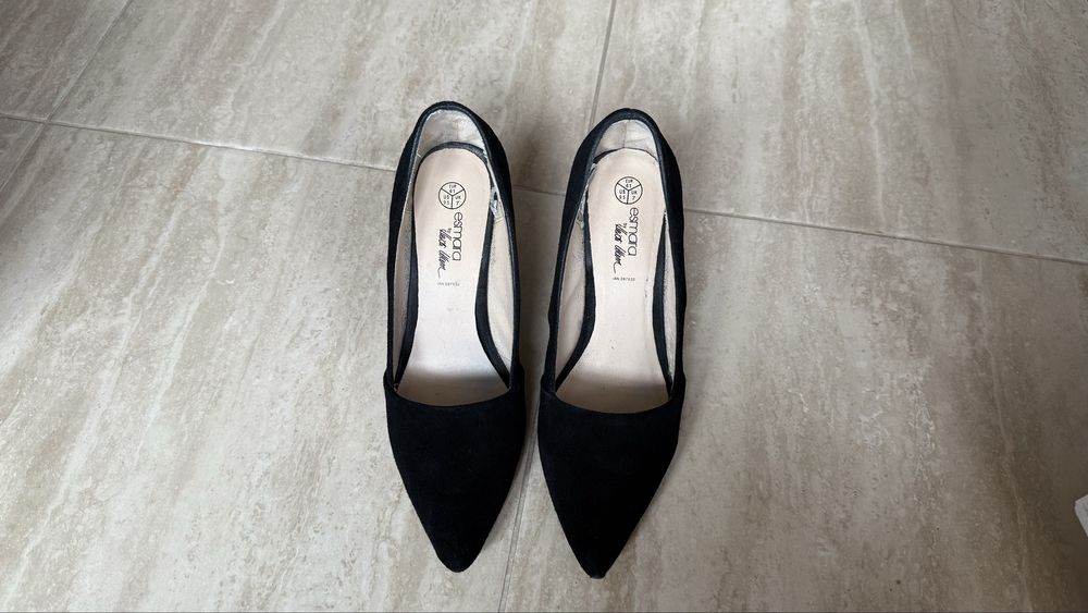 жіночі замшеві чорні туфлі лодочки човники 41 26.5 см