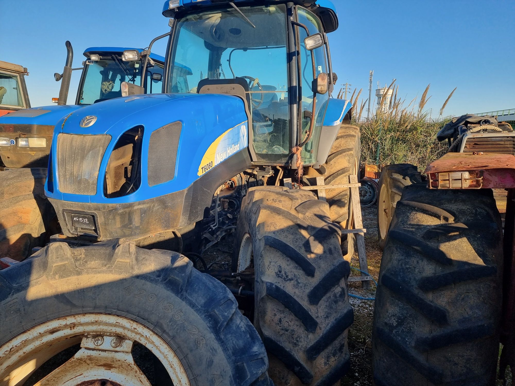 Trator New Holland T6080 para peças