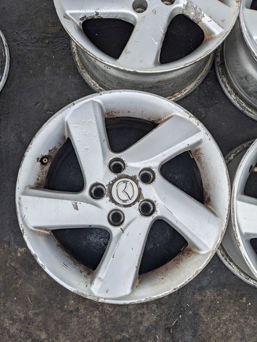 Felgi Aluminiowe Alu Alufelgi 5x114.3  16' 7J ET 53 Mazda