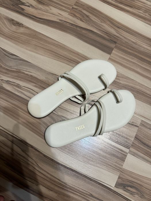 шлепки, вьетнамки, сланці, сандалі Tkees