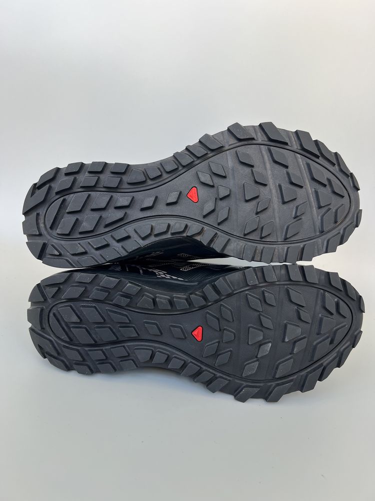 Оригінальні кросівки  SALOMON WANDER gore-tex 40р.25.5см.